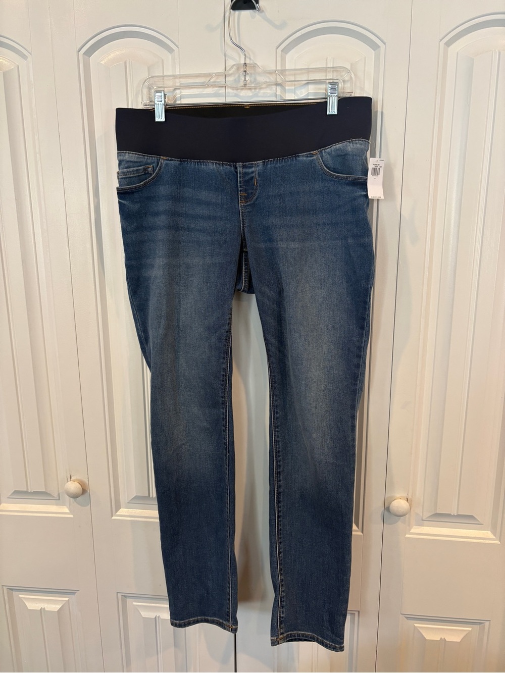 Old  navy straight leg maternity jeans size 8